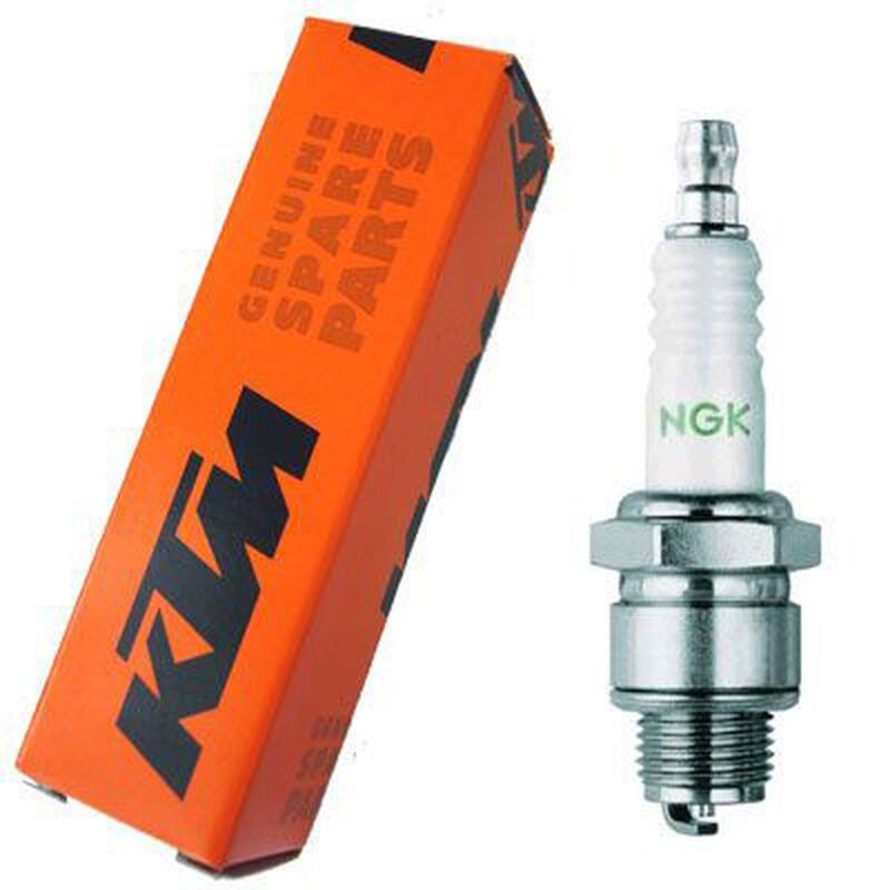 SPARK PLUG NGK DCPR8E 03