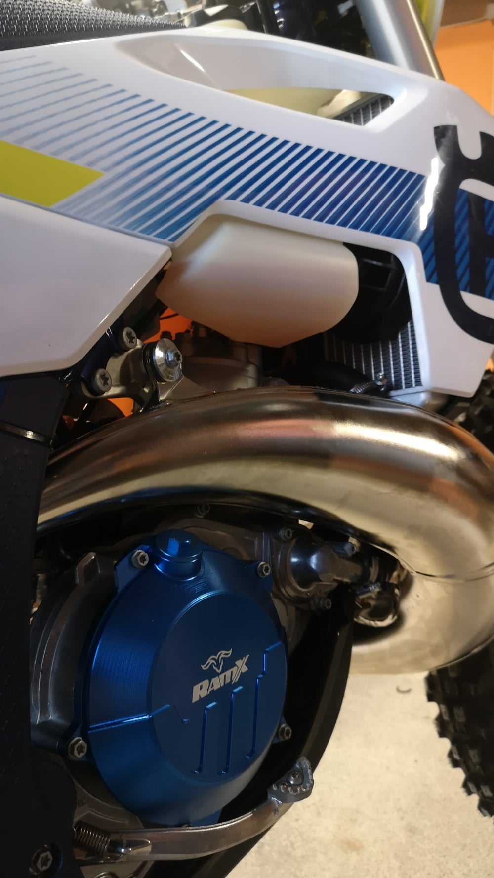 RamX Capac Ambreiaj din Aluminiu Frezat KTM/HUSQVARNA/GASGAS 2024+ 2T / 4T