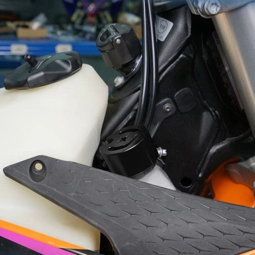 Cheie de dat jos Capac Radiator 2024+ KTM/HUSQVARNA/GASGAS ENDURO/MX